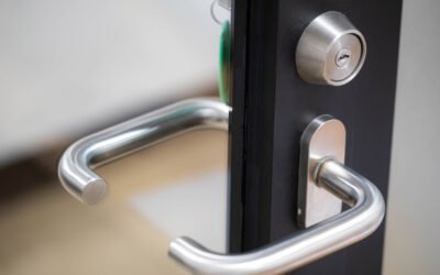 Blog 7 - Cerrajería del Automóvil Cambio de cerraduras Pamplona: cuándo hacerlo, marcas y precio