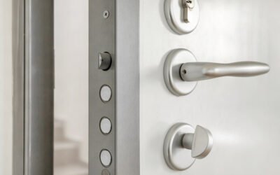 Blog 1 - Cerrajería del Automóvil Puertas blindadas o acorazadas en Pamplona: diferencias y eleccion